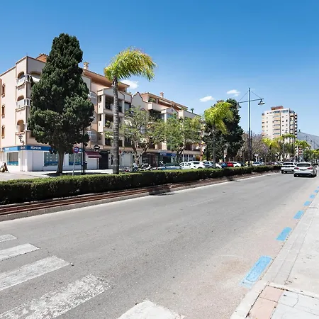 Family In The Centre Of Apartment Fuengirola