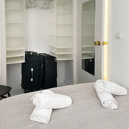 Apartment Family In The Centre Of