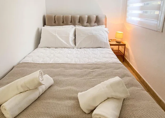 Family In The Centre Of * フエンヒロラ